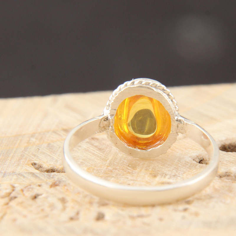 انگشتر نقره زنانه بازرگانی میلادی مدل کوارتز جواهری کد AW_690 انگشتر نقره زنانه بازرگانی میلادی مدل کوارتز جواهری کد AW_690