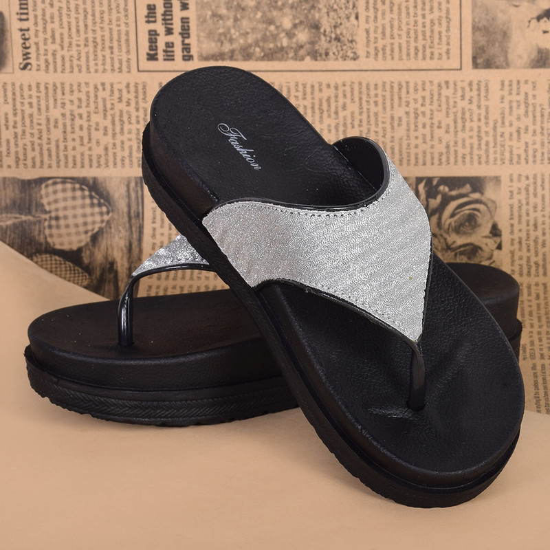 دمپایی لاانگشتی زنانه نیکتا مدل SLV.2361