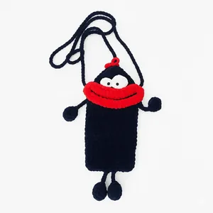 کیف موبایل بافتنی طرح آدمک