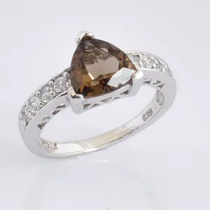 انگشتر نقره زنانه مدل کوارتز Brazil R24