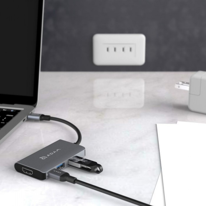هاب 4 پورت USB-C آدام المنتس مدل Casa A01m