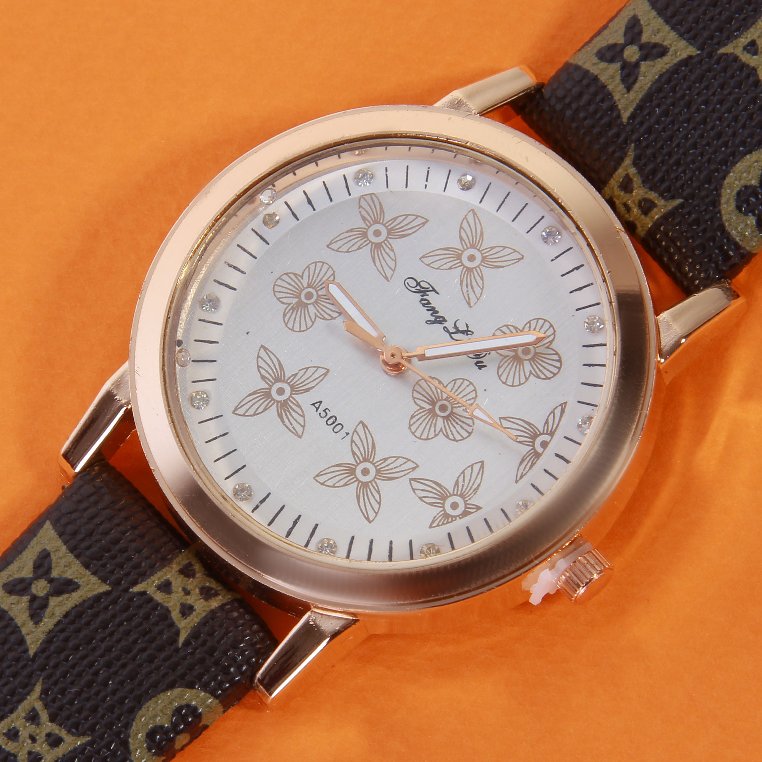 ساعت مچی عقربه ای زنانه کد WHW-192