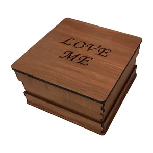 جعبه هدیه مدل LOVE ME کد 100