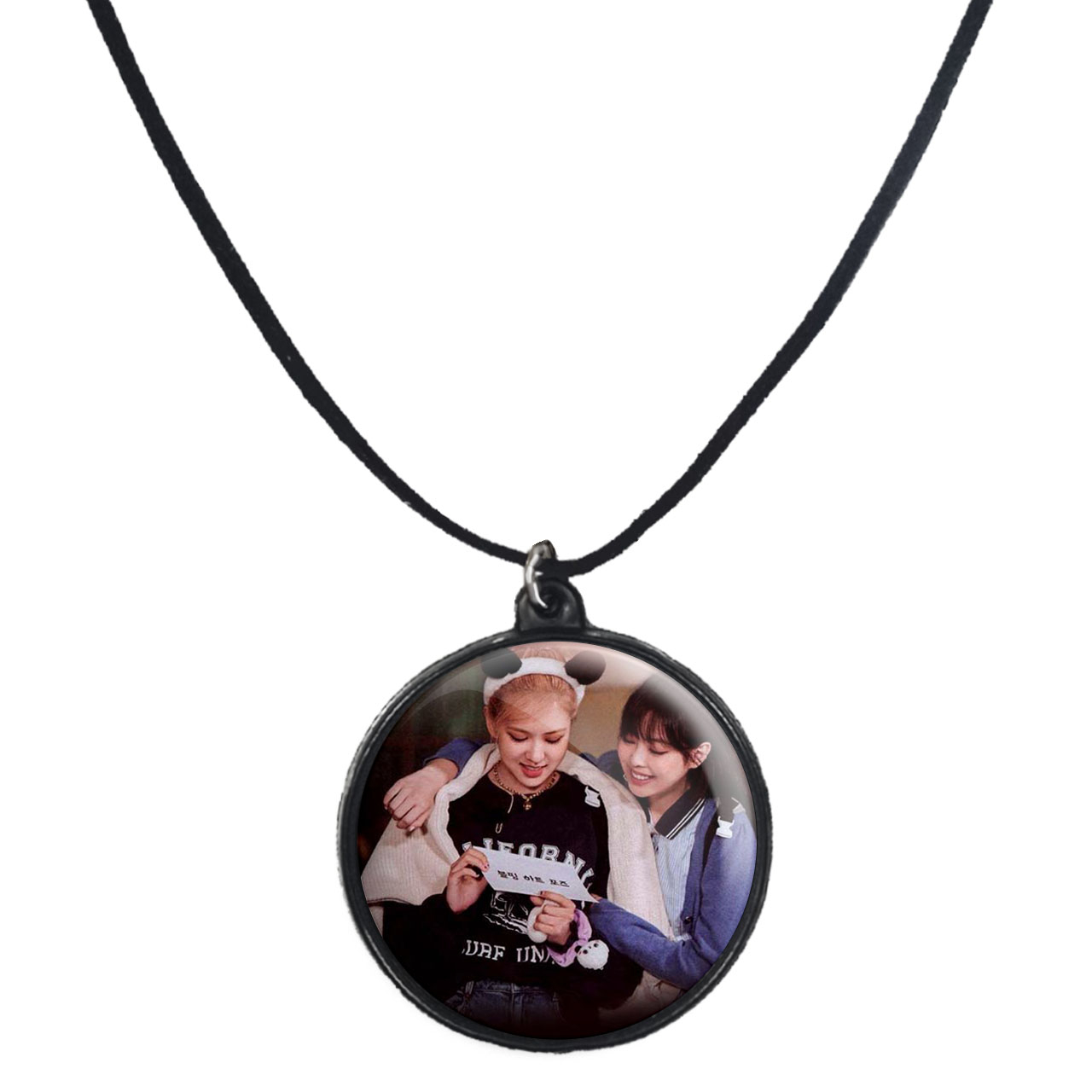 گردنبند پرمانه طرح بلک پینک کد pmb.6718 مدل دو طرفه