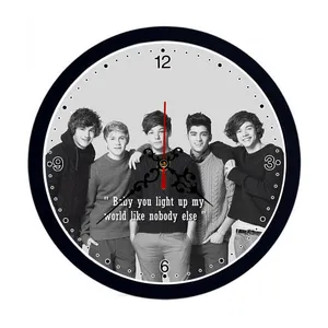 ساعت دیواری مدل گروه وان دایرکشن کد s-670