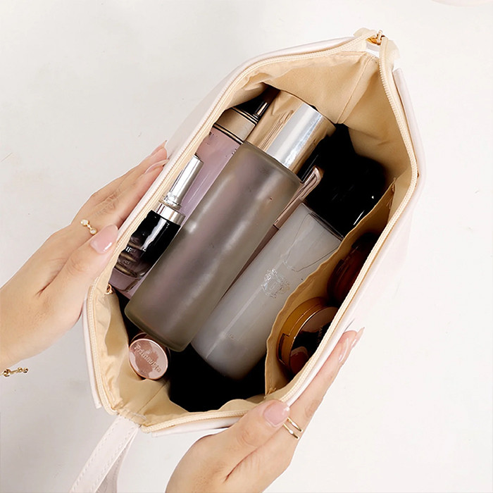 کیف لوازم آرایش زنانه مدل L1