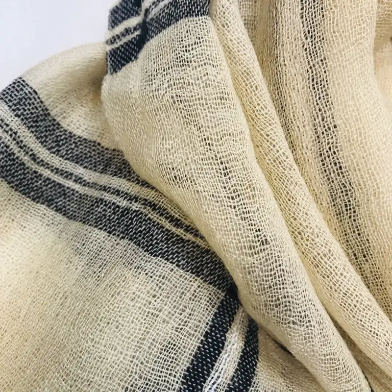 شال زنانه مدل نخی کنفی