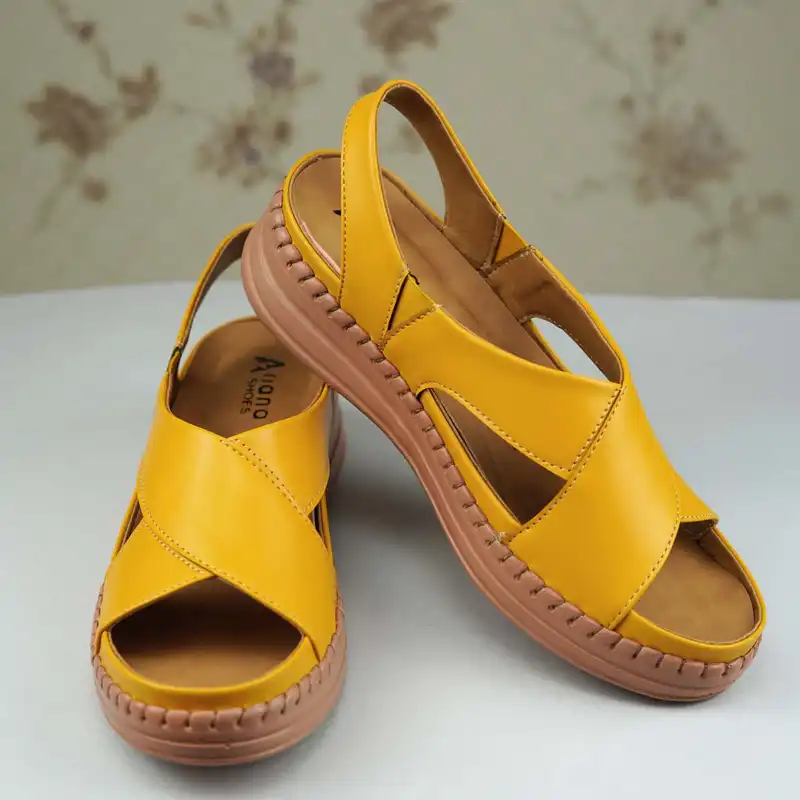 صندل زنانه مدل هانا