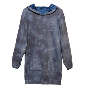 هودی زنانه مدل ابر و بادی