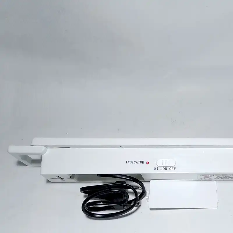 چراغ اضطراری آر ال مدل شارژی RL-5309