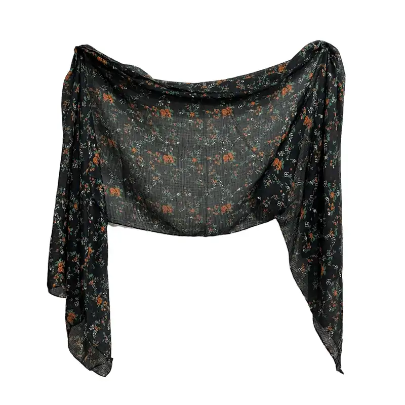 شال زنانه مدل گل و غنچه ریز قواره بزرگ نخ