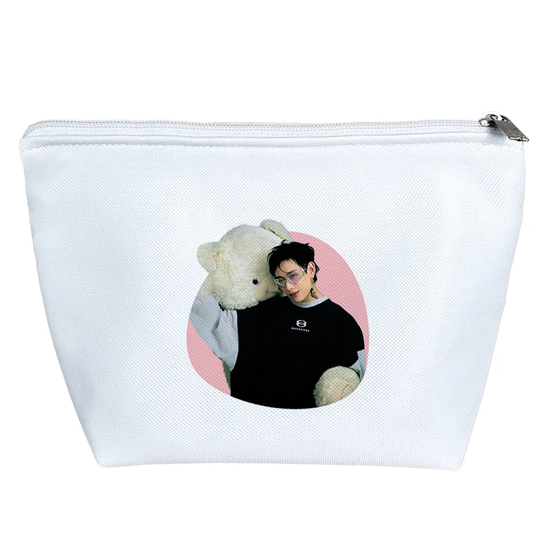 کیف لوازم آرایش دخترانه خندالو مدل بم بم گروه موسیقی گات سون GOT7 کد 1701