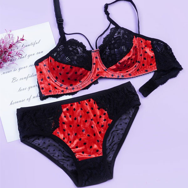 ست شورت و سوتین زنانه شارمین مدل یلدایی مخمل کد ZP81.1