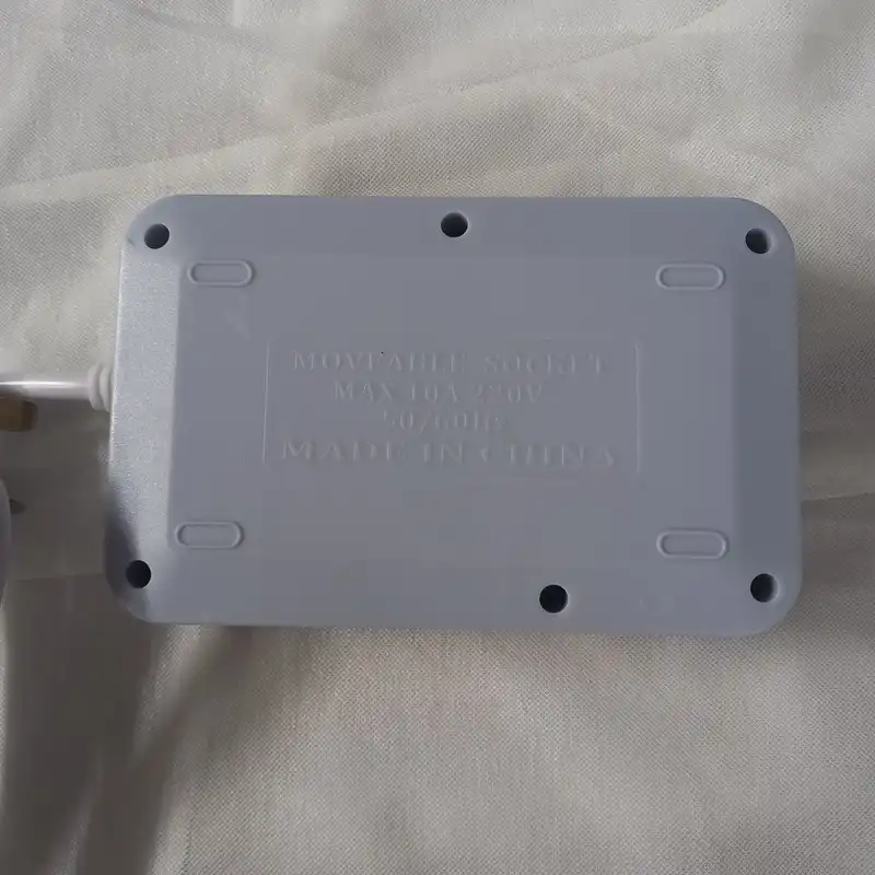 چندراهی برق مدل AUTO max 3.4A