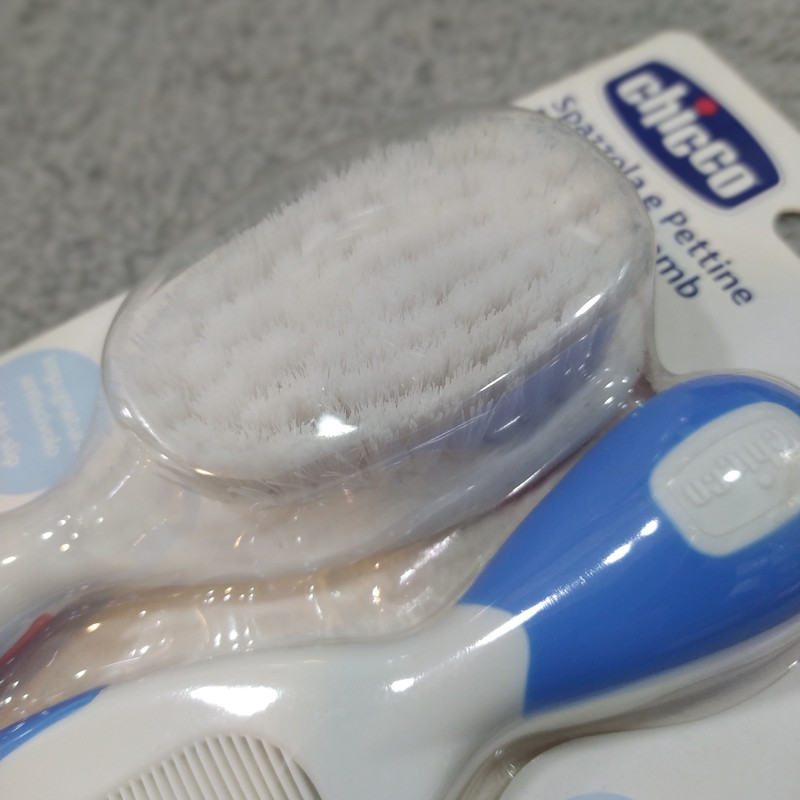 ست برس و شانه نوزاد چیکو مدل natural کد 2021