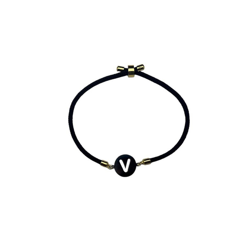 دستبند نقره طرح حرف V مدل تو خالی دستبند نقره طرح حرف V مدل تو خالی