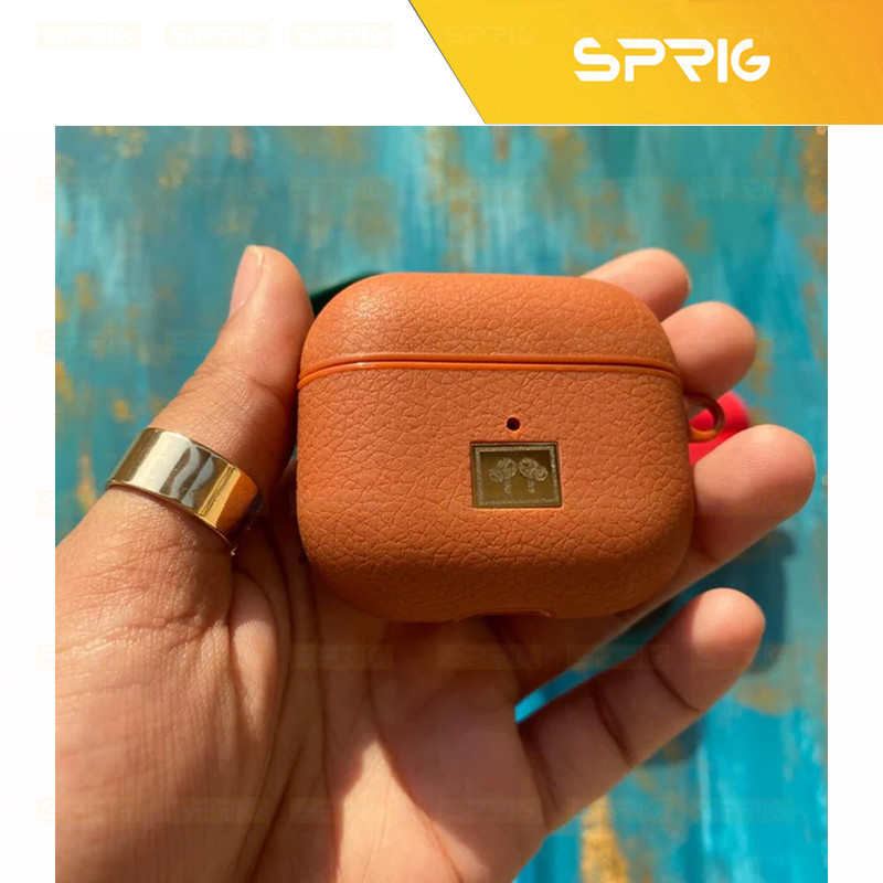 کاور اسپریگ مدل Leather EG مناسب برای کیس اپل Airpod Pro