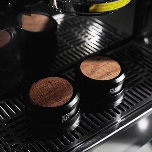 لولر قهوه موونا مدل گرویتی چوبی 58 لولر قهوه موونا مدل گرویتی چوبی 58