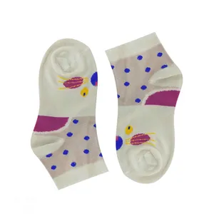 جوراب ساق کوتاه دخترانه مدل توپی