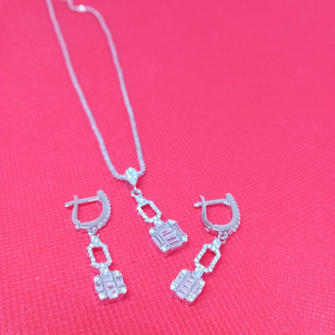 نیم ست نقره زنانه مدل باگت میکرو