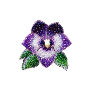 گل سینه زنانه مدل گل کد 5022