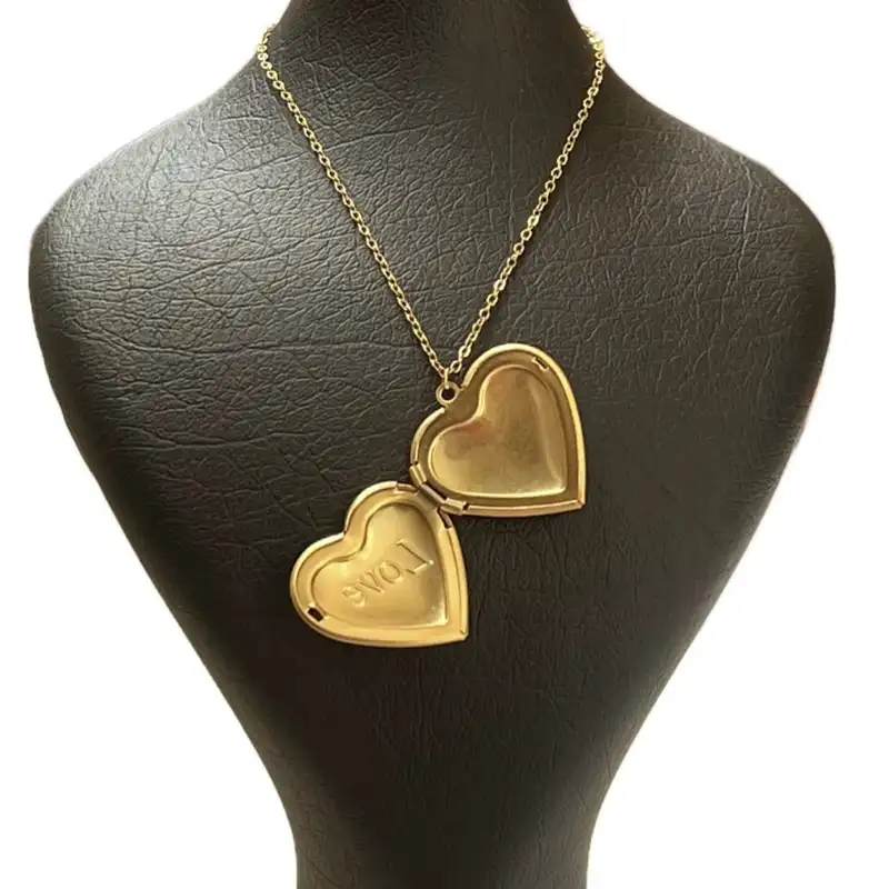 گردنبند زنانه مدل قاب عکس جادویی طرح لاکت قلب 443