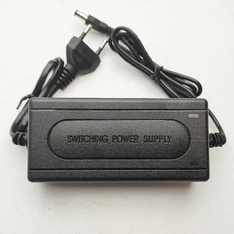 آداپتور 12 ولت 5 آمپر مگا مدل BT-1250