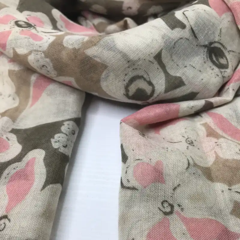 شال زنانه مدل گل دار