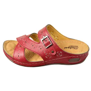 دمپایی زنانه شهپر مدل فرس لاین ZRSH.4063