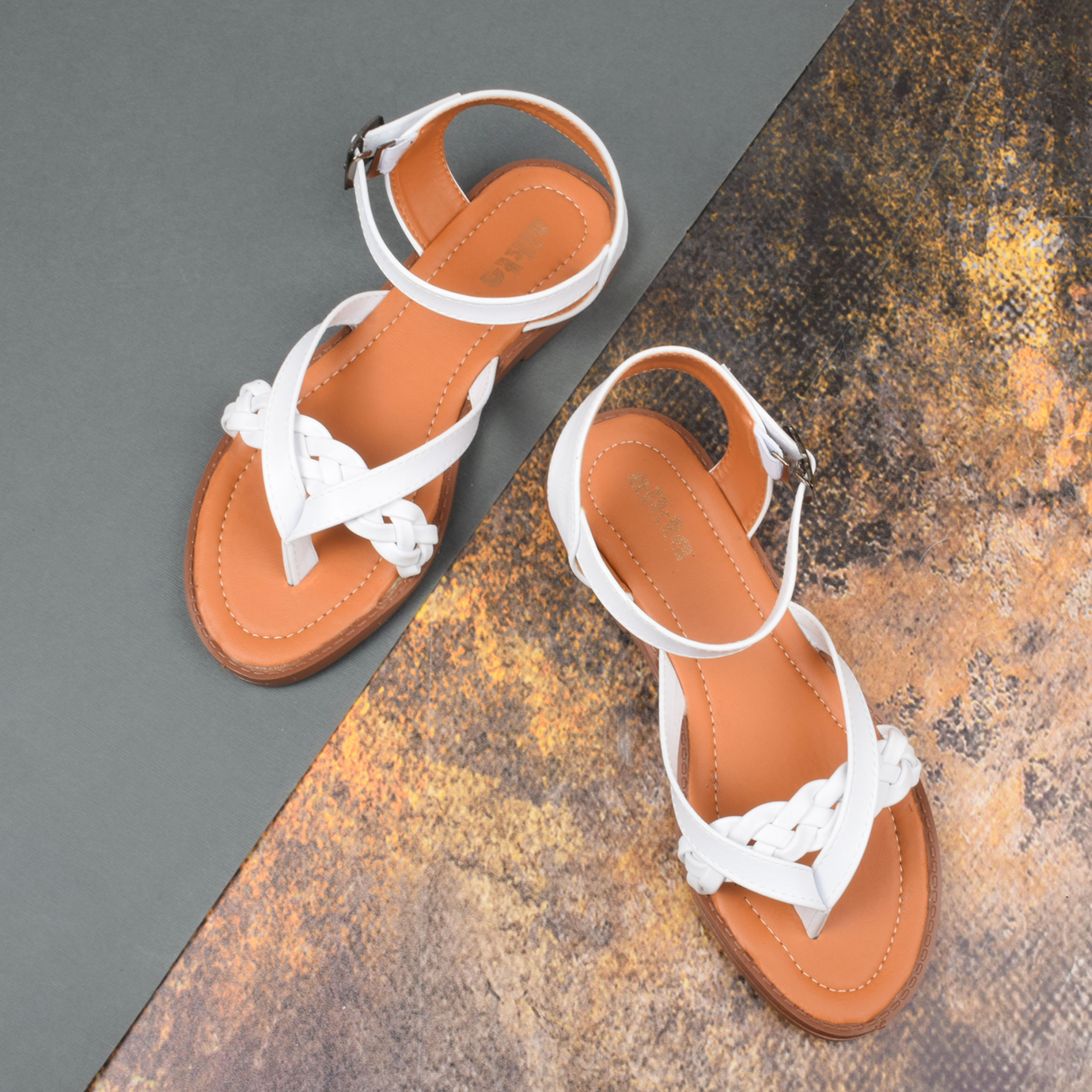 صندل زنانه نیکتا مدل WH.2583