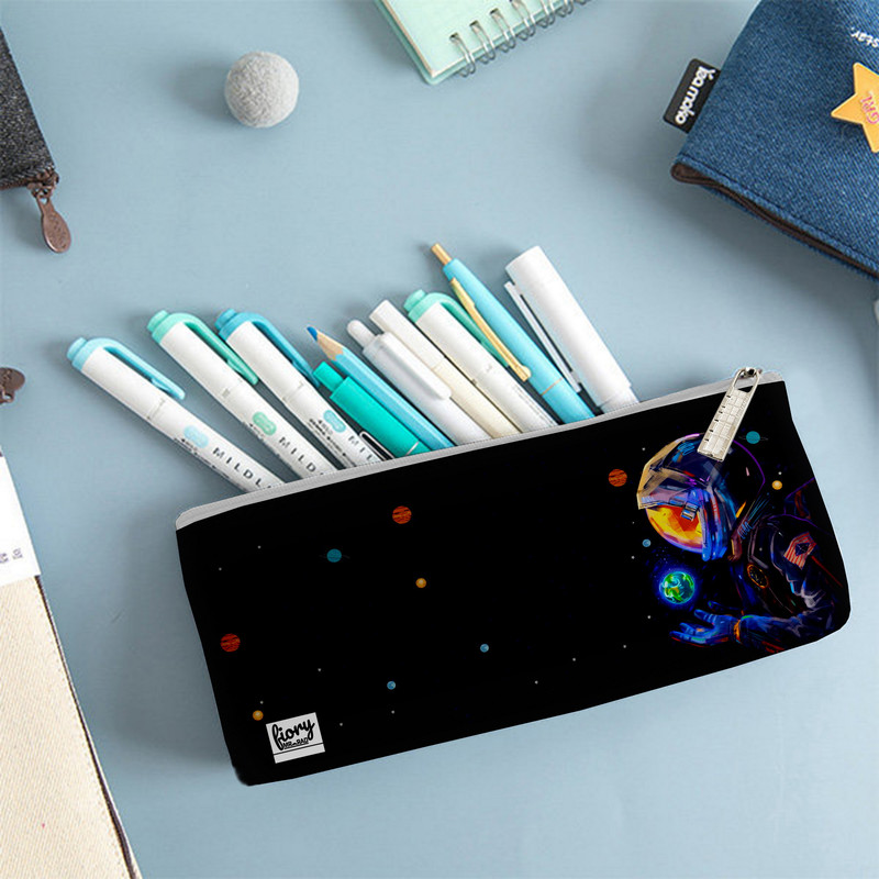 جامدادی مستر راد مدل فضانورد کد fiory 2087