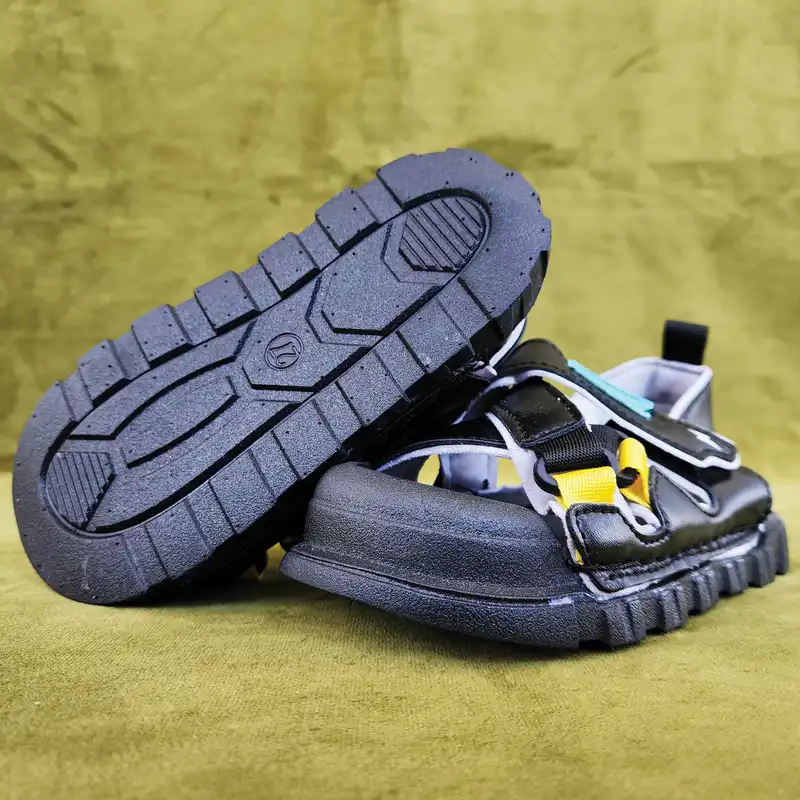 صندل پسرانه مدل SandaQ-congQ BlkQ-122007