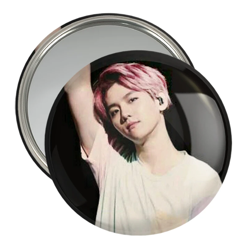 آینه جیبی خندالو مدل بکهیون گروه موسیقی اکسو EXO  کد 2840