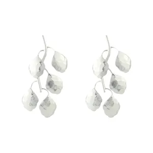 گوشواره میخی دخترانه مدل برگ کد 1040