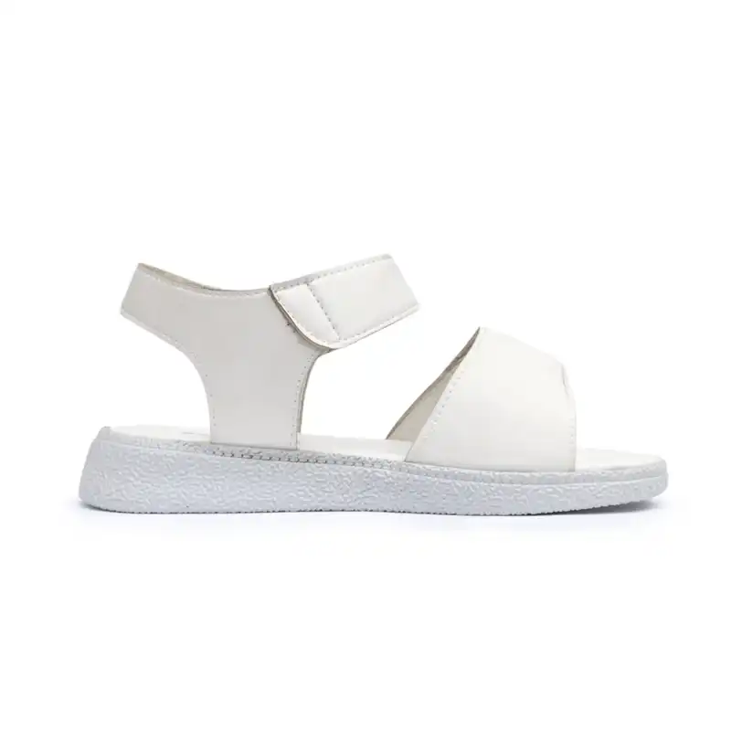 صندل زنانه مدل سوچا