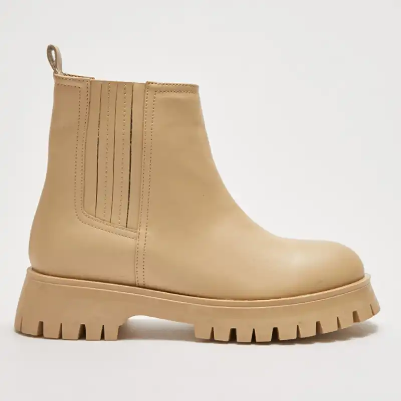 نیم بوت زنانه ال سی وایکیکی مدل آنتی شوک آبگریز