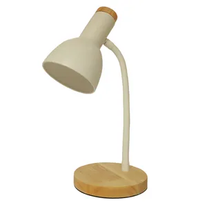چراغ مطالعه کلاسیک پایه چوبی کد 108