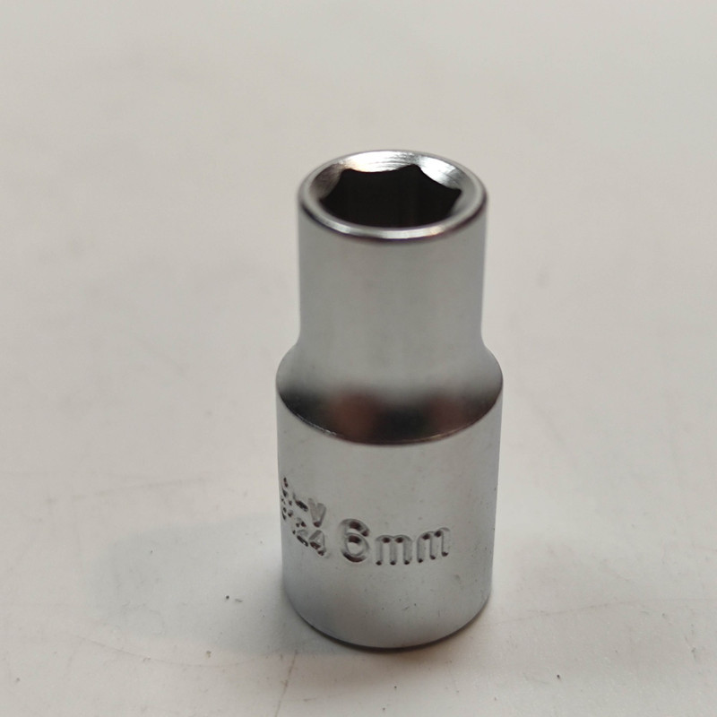 سری آچار بکس واتا مدل 1/4VAT6 سایز 6 میلی متر سری آچار بکس واتا مدل 1/4VAT6 سایز 6 میلی متر