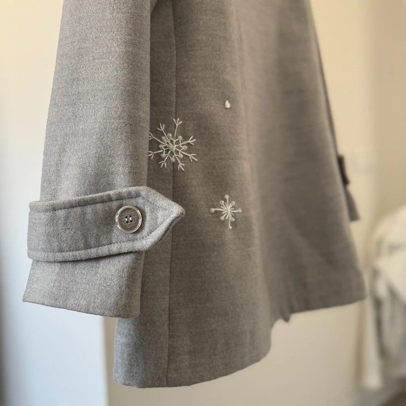 عکس شماره 5 : پالتو زنانه مدل آرورا