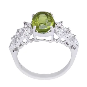 انگشتر نقره زنانه مدل سنگ زبرجد تراش جواهری آبکاری کد AWR_925