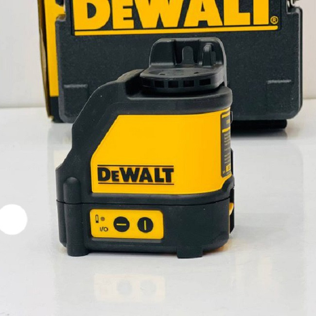 تراز لیزری  مدل DW088CG