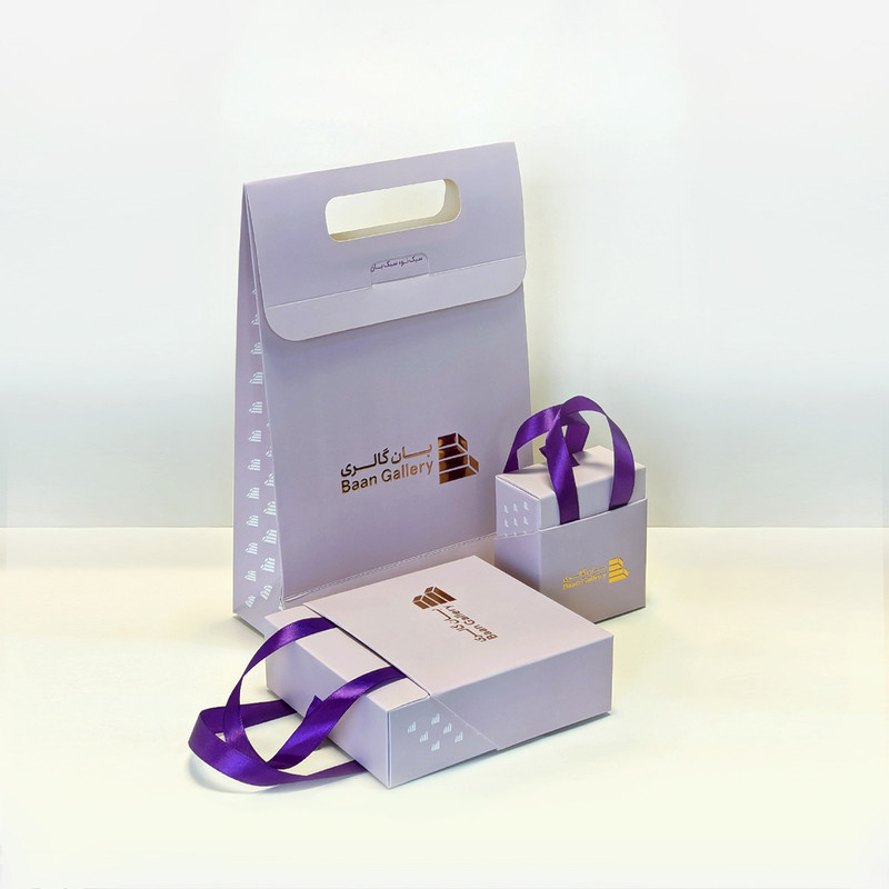 انگشتر طلا 18 عیار زنانه بان گالری مدل انگشتر مینیمال نگینی راه راه اناری سایز 52