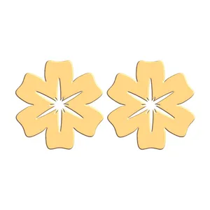 گوشواره طلا 18 عیار زنانه فرشته مدل طرح گل WEL-000216