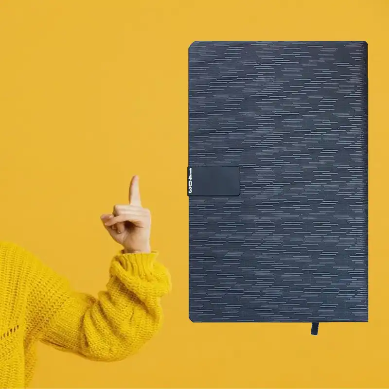 سالنامه سال 1403 مدل Single طرح Simple کد 02 بسته دو عددی