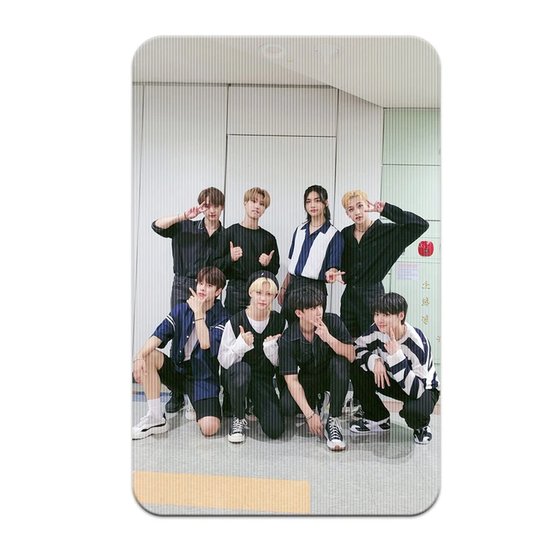 استیکر کارت پرمانه طرح straykids کد pm3d.2927