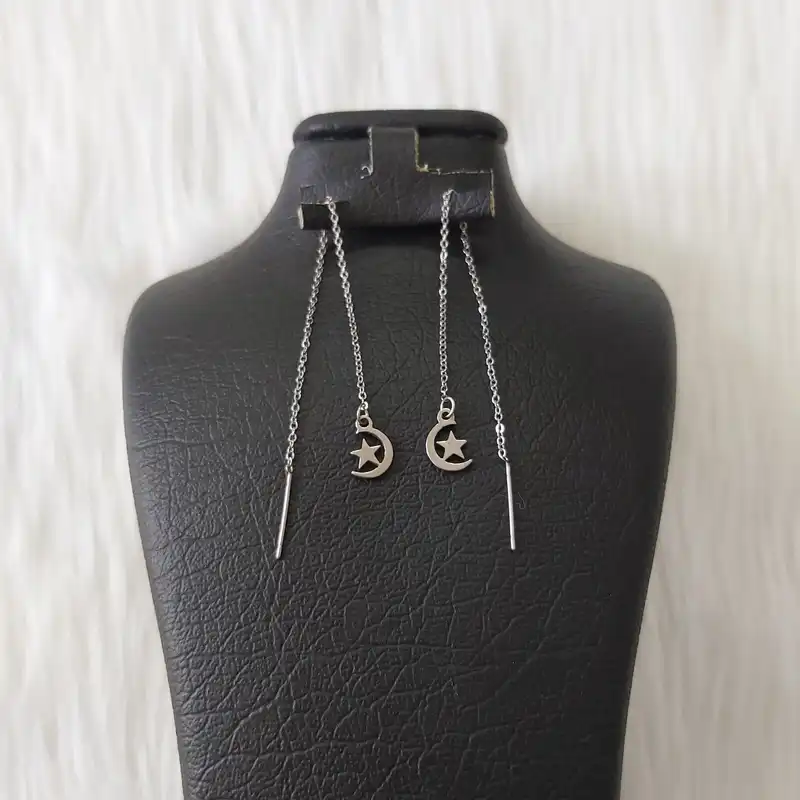 گوشواره زنانه مدل بخیه طرح ماه و ستاره کد moo112