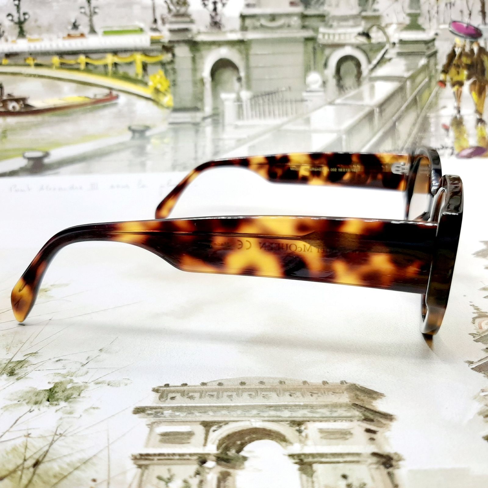 عینک آفتابی زنانه الکساندر مک کوئین مدل MQGRAFFIAM0328S002 -  - 5