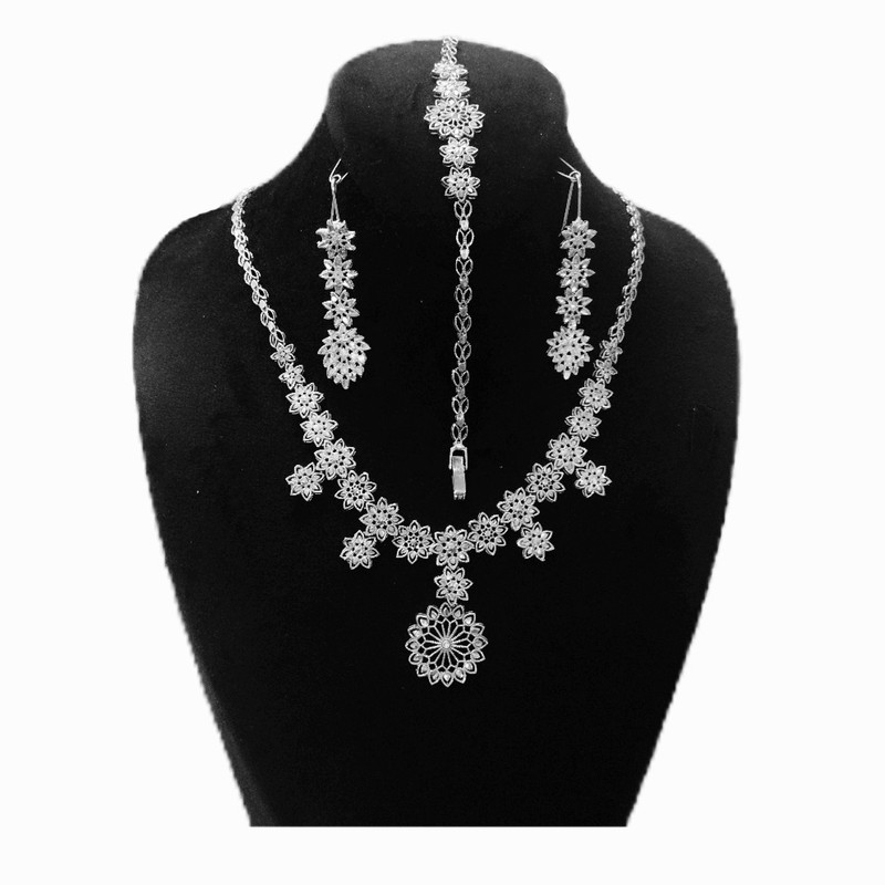 نیم ست نقره زنانه مدل I.D.I 8