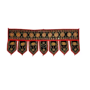 آویز سوزن دوزی مدل A-842