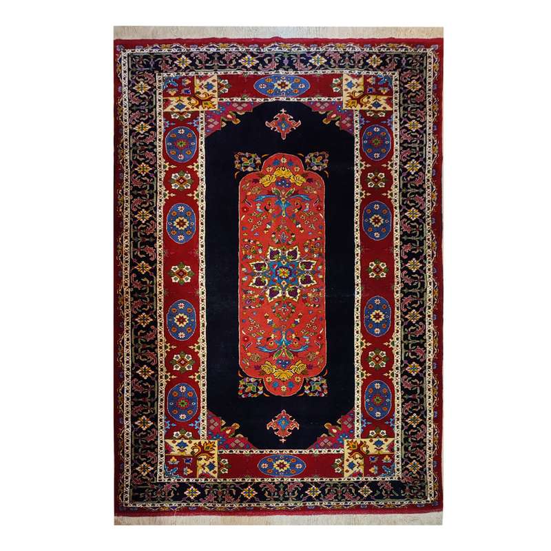 فرش دستباف سه و نیم متری طرح خراسان مدل AA